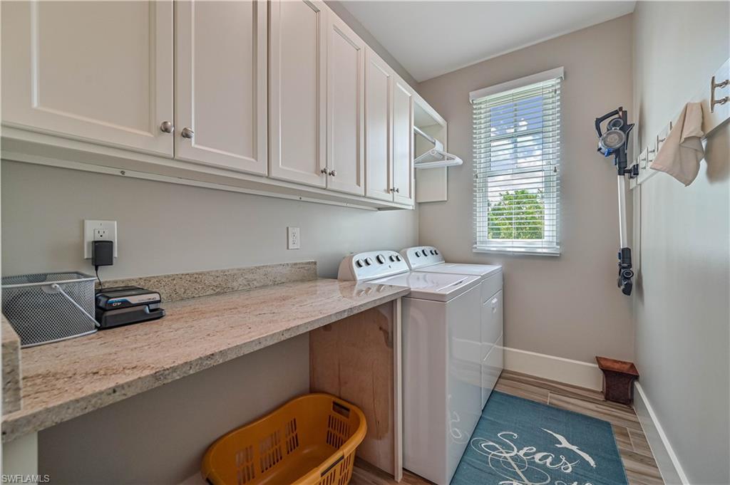 LITTLE HICKORY SHORES - Residential