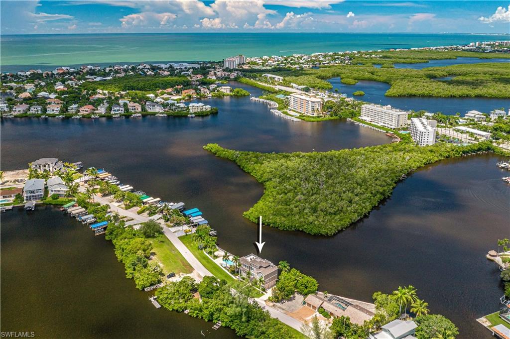 LITTLE HICKORY SHORES - Residential