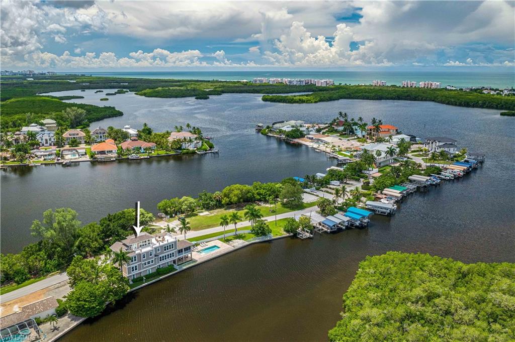 LITTLE HICKORY SHORES - Residential