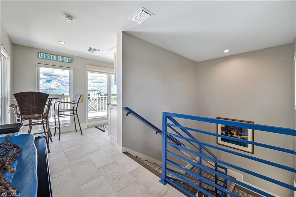 LITTLE HICKORY SHORES - Residential