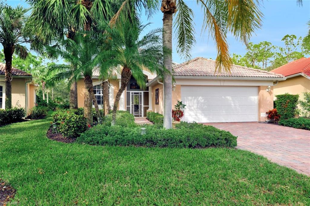 CARLTON LAKES - Residential