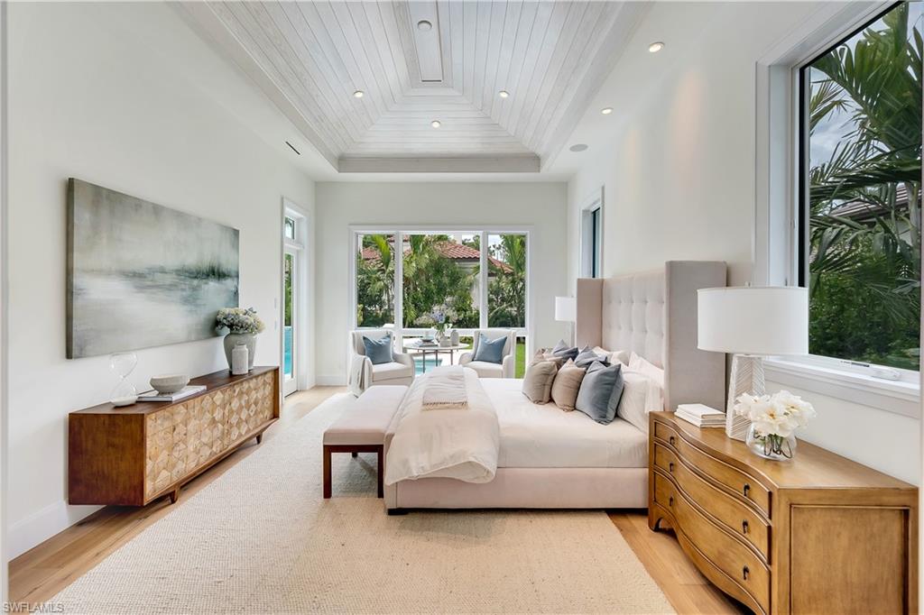 PELICAN BAY WOODS - Residential