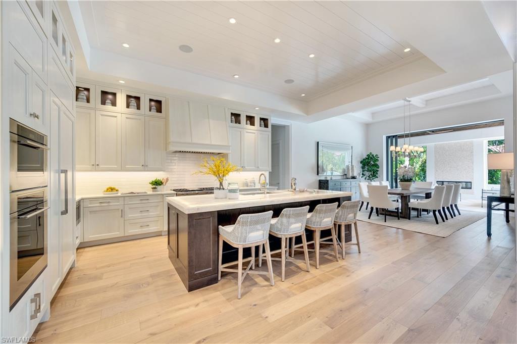 PELICAN BAY WOODS - Residential