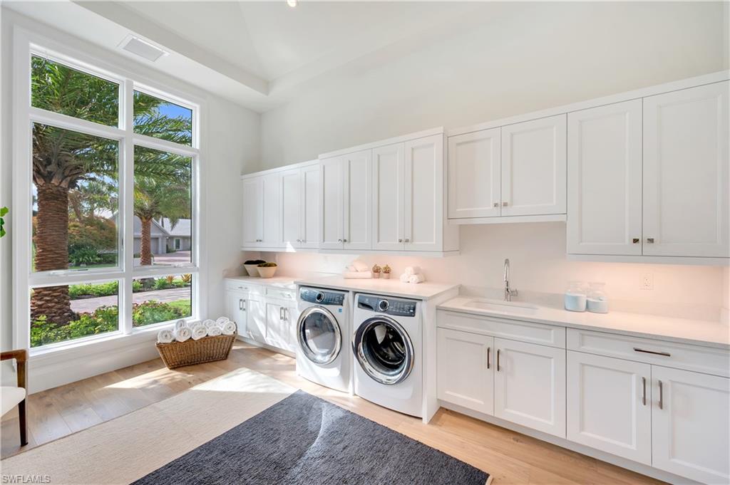 PELICAN BAY WOODS - Residential