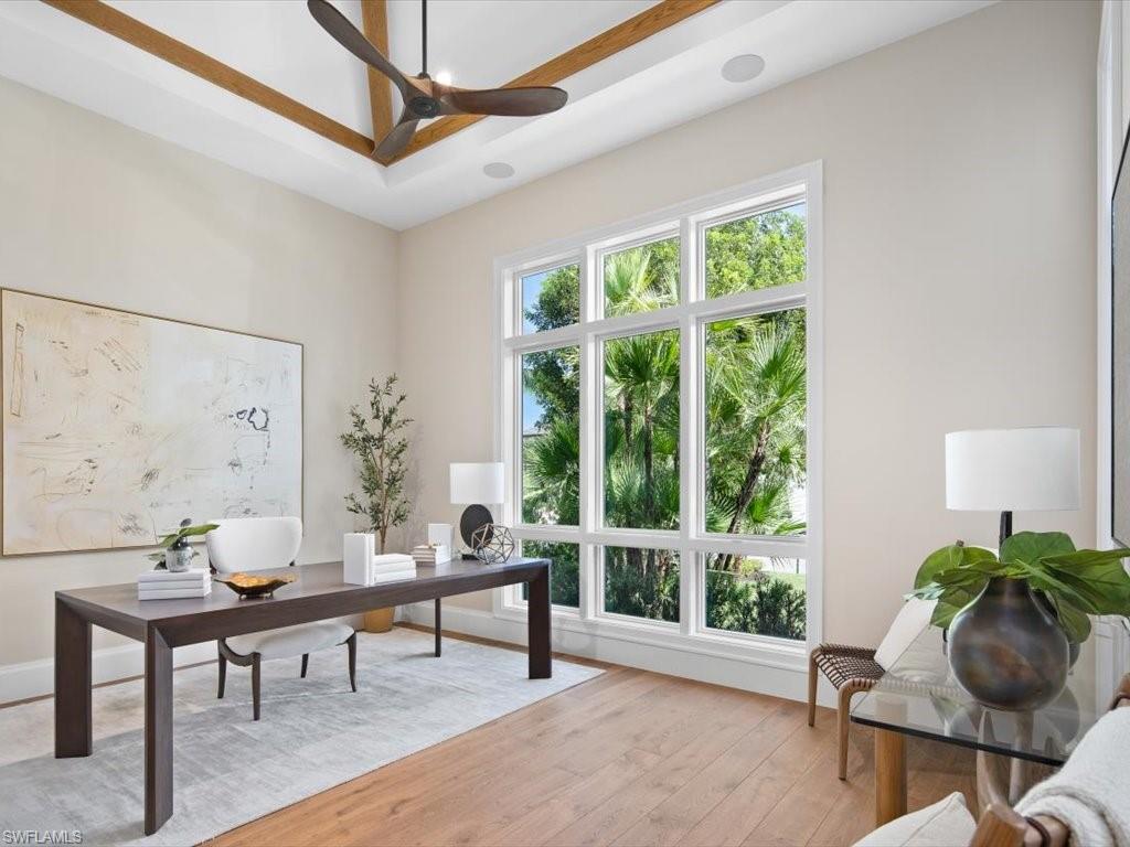 MOORINGS - Residential