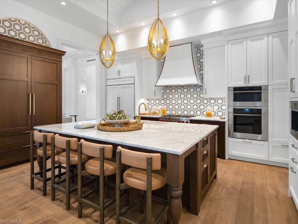 MOORINGS - Residential