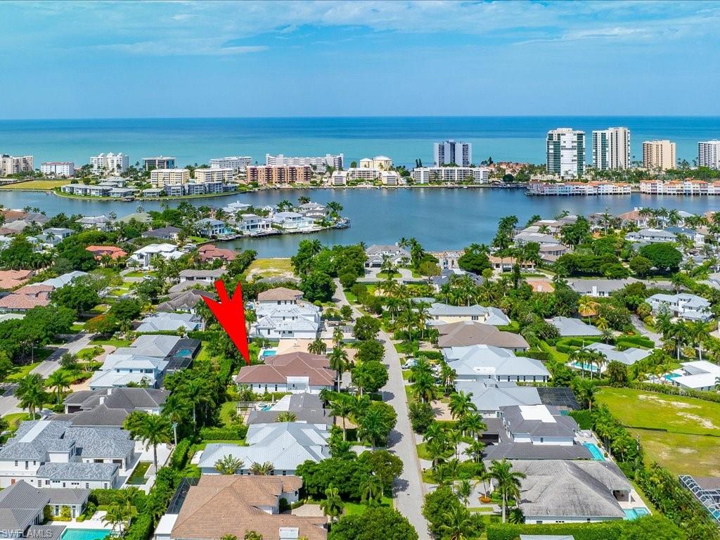 MOORINGS - Residential