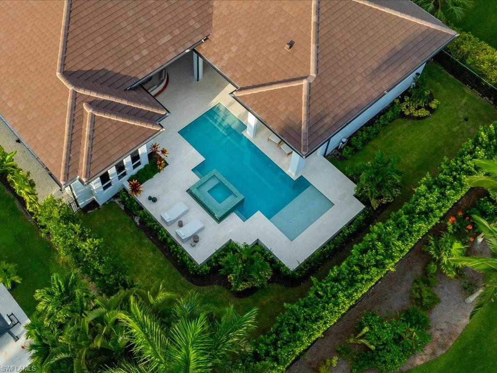 MOORINGS - Residential