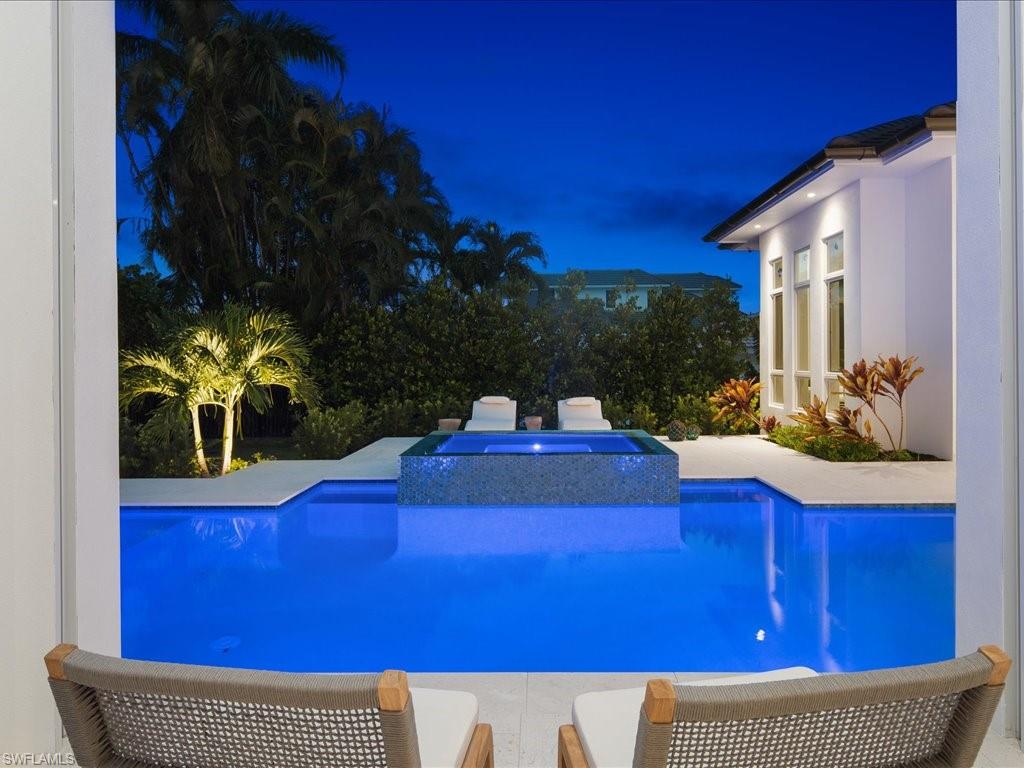 MOORINGS - Residential