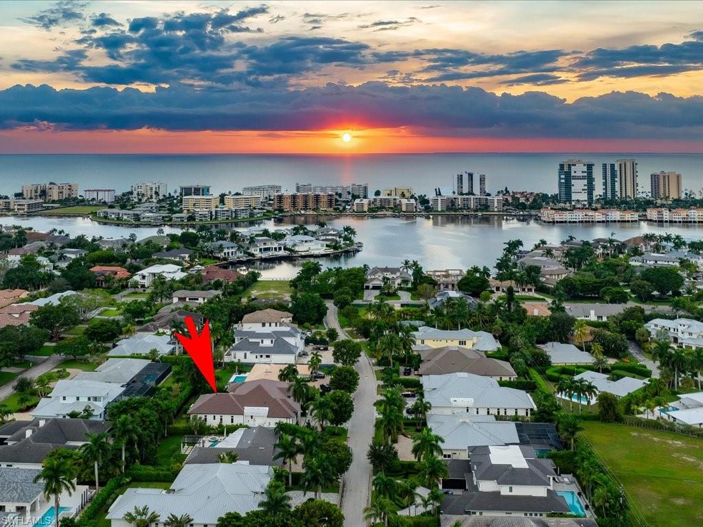 MOORINGS - Residential