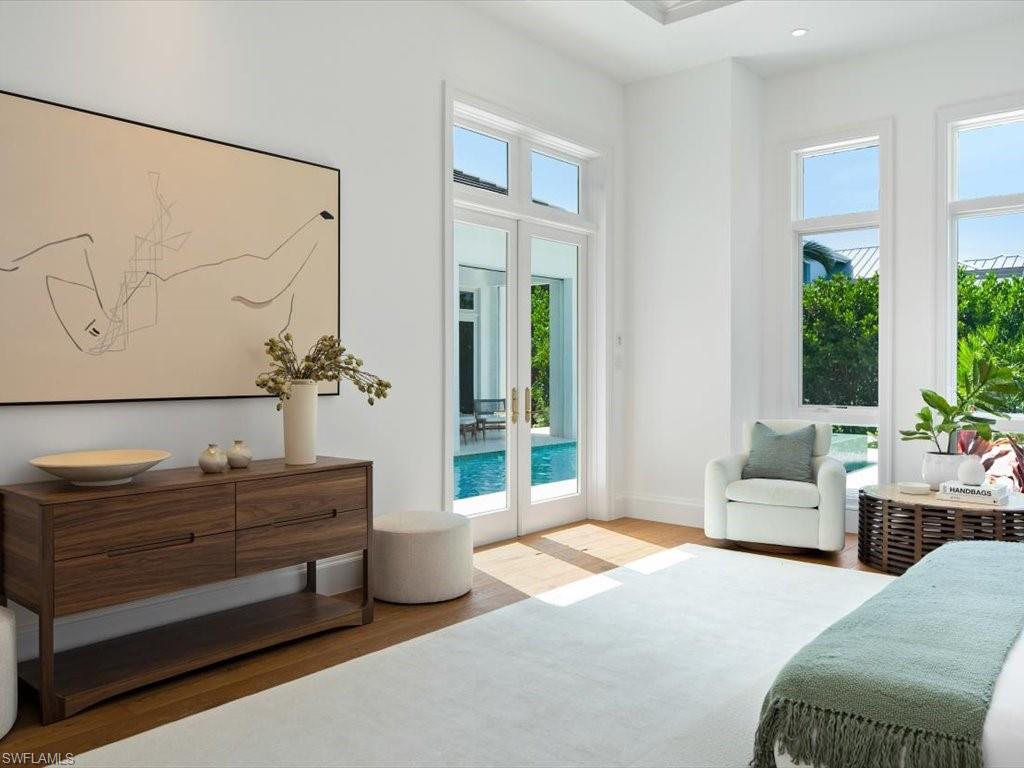 MOORINGS - Residential