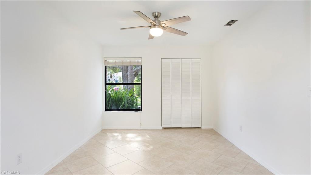 EMERALD WOODS - Residential