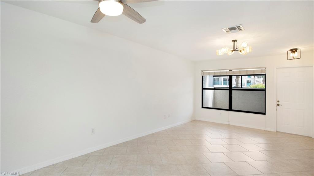 EMERALD WOODS - Residential