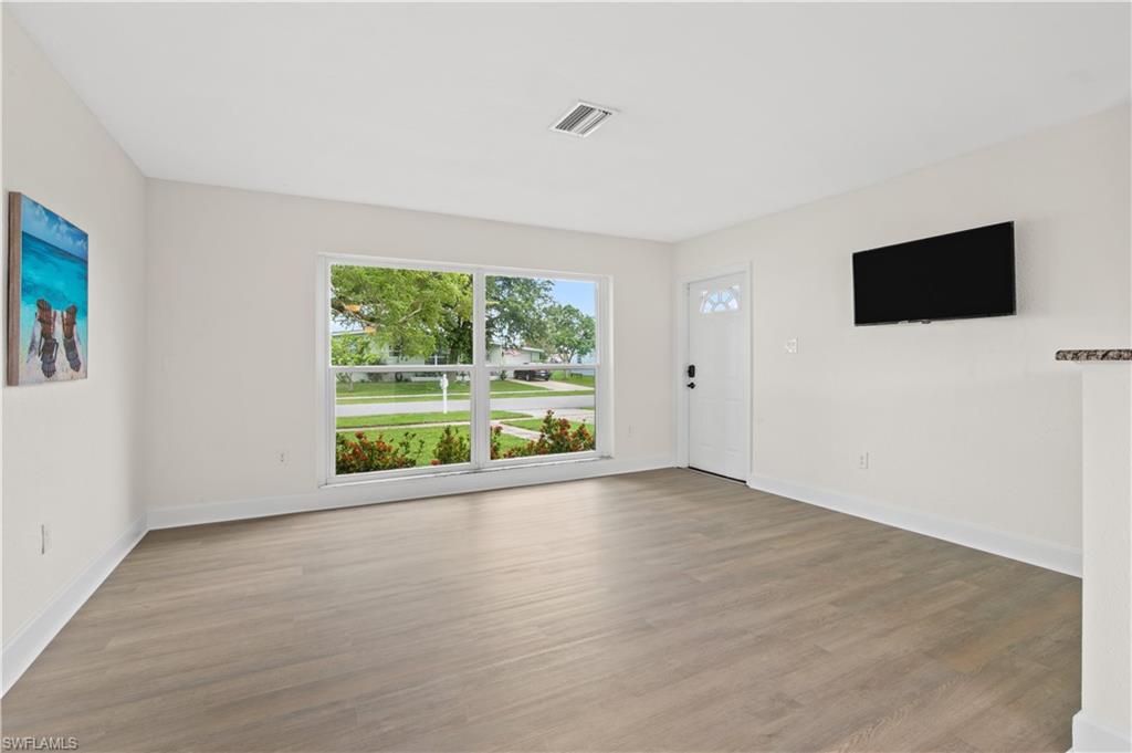 PORT CHARLOTTE - Residential