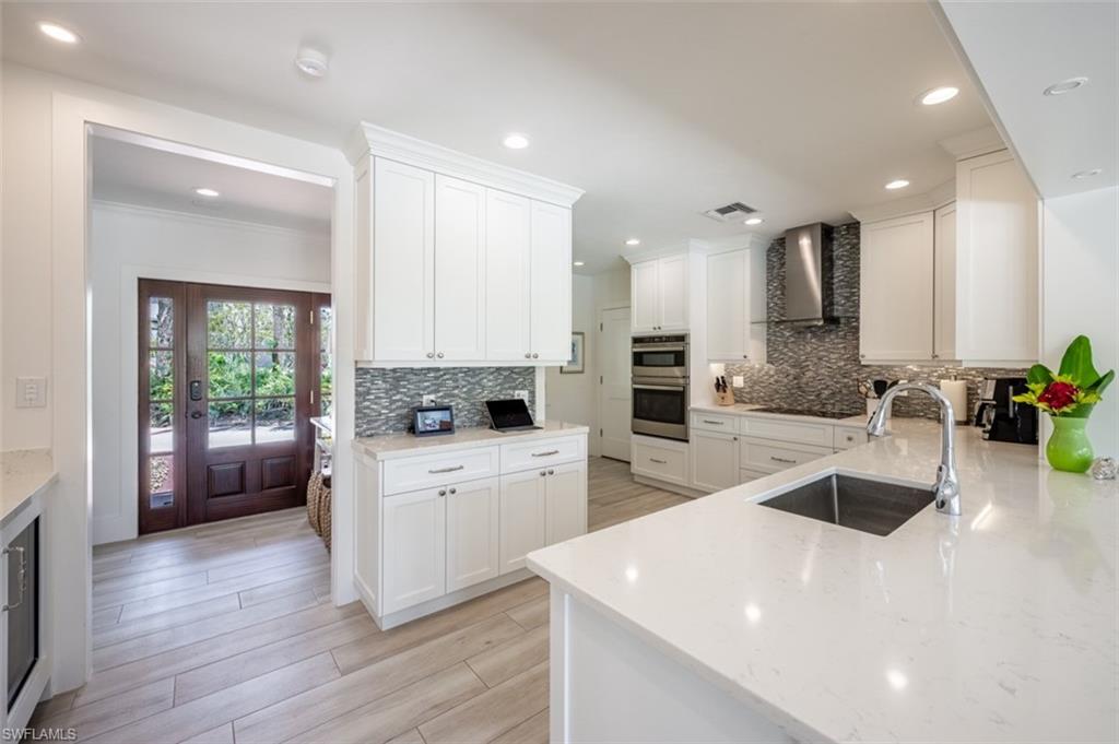 AQUALANE SHORES - Residential