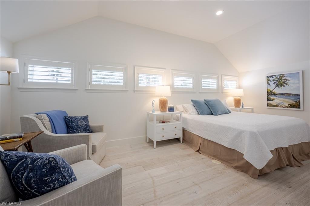 AQUALANE SHORES - Residential