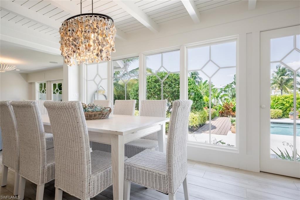 AQUALANE SHORES - Residential