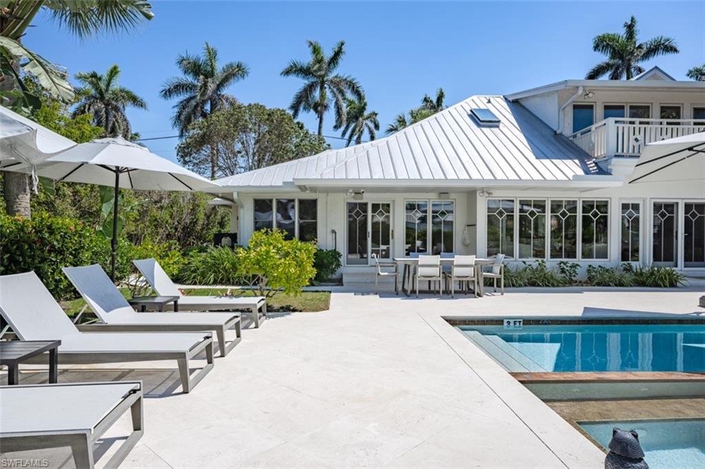 AQUALANE SHORES - Residential