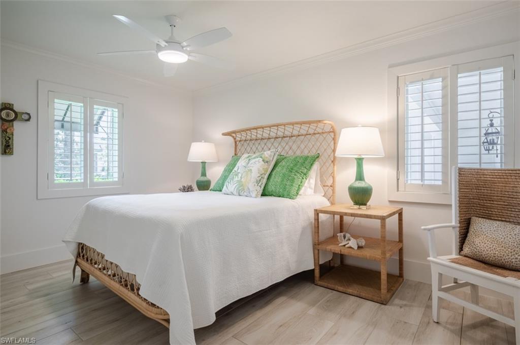 AQUALANE SHORES - Residential