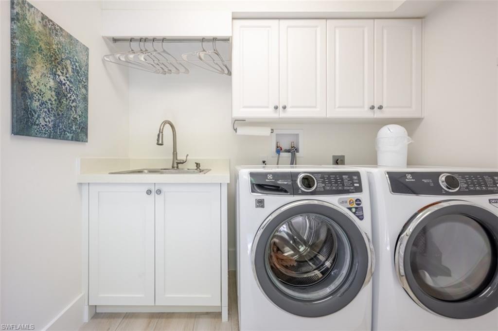 AQUALANE SHORES - Residential