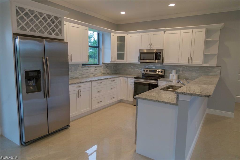 GOLDEN GATE ESTATES - Residential