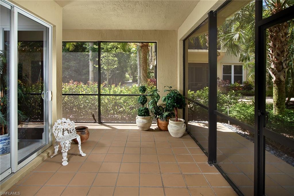 TRADITIONS - Residential