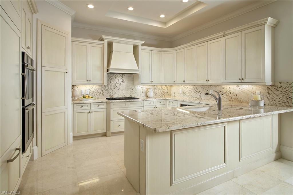 TRADITIONS - Residential