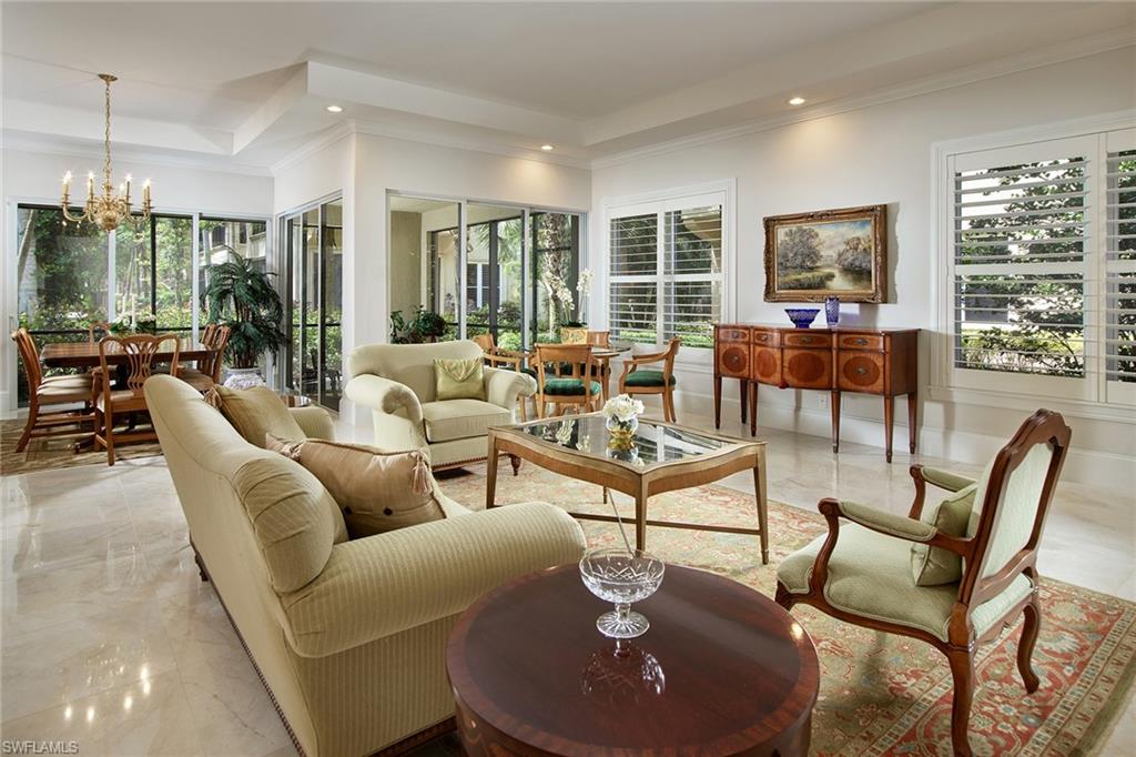 TRADITIONS - Residential