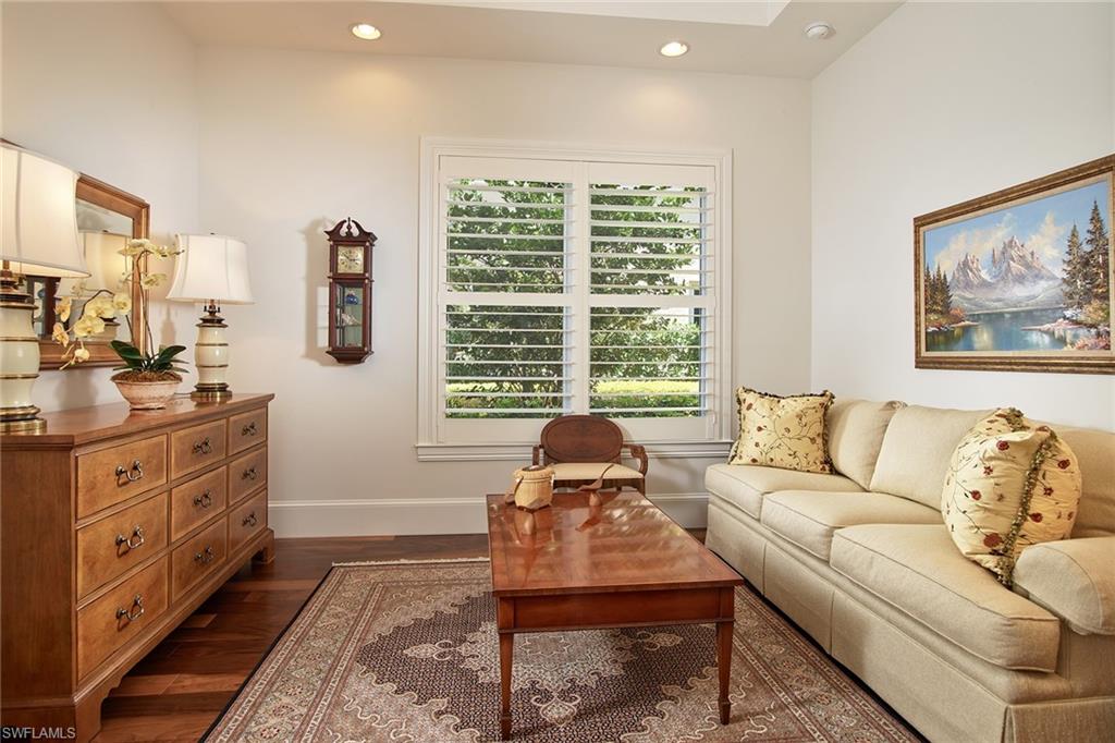 TRADITIONS - Residential