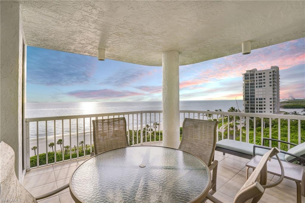 BEACH HOUSE AT NAPLES CAY - Residential Lease