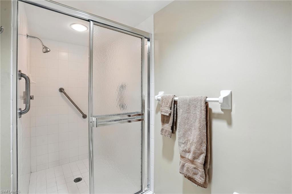 BEACH HOUSE AT NAPLES CAY - Residential Lease