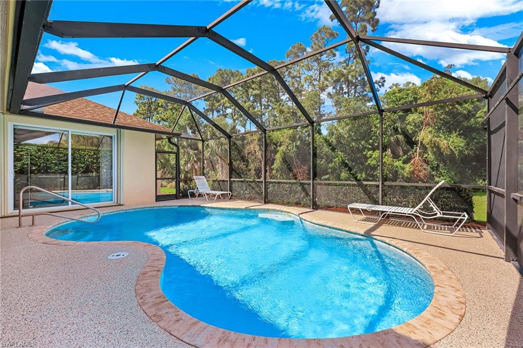 WILLOUGHBY PINES - Residential