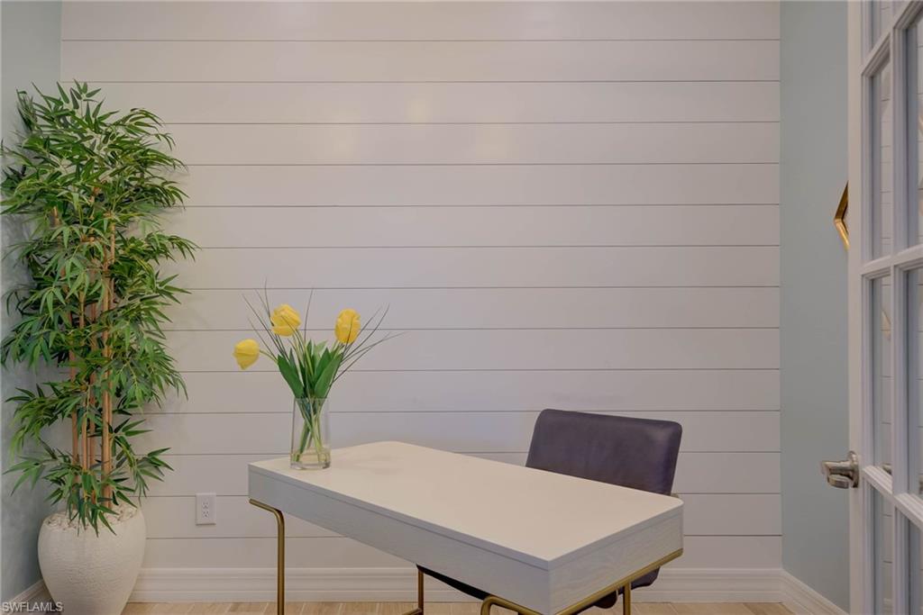 LAKE TIMBER - Residential