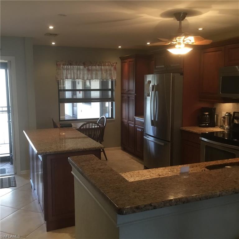 COUNTRYSIDE CONDOS - Residential