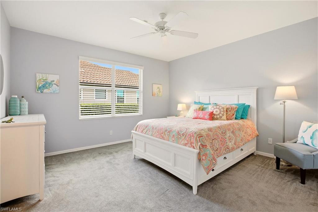 LONGSHORE LAKE - Residential