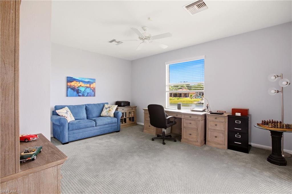 LONGSHORE LAKE - Residential