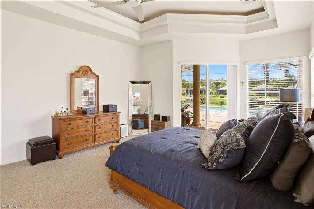 LONGSHORE LAKE - Residential