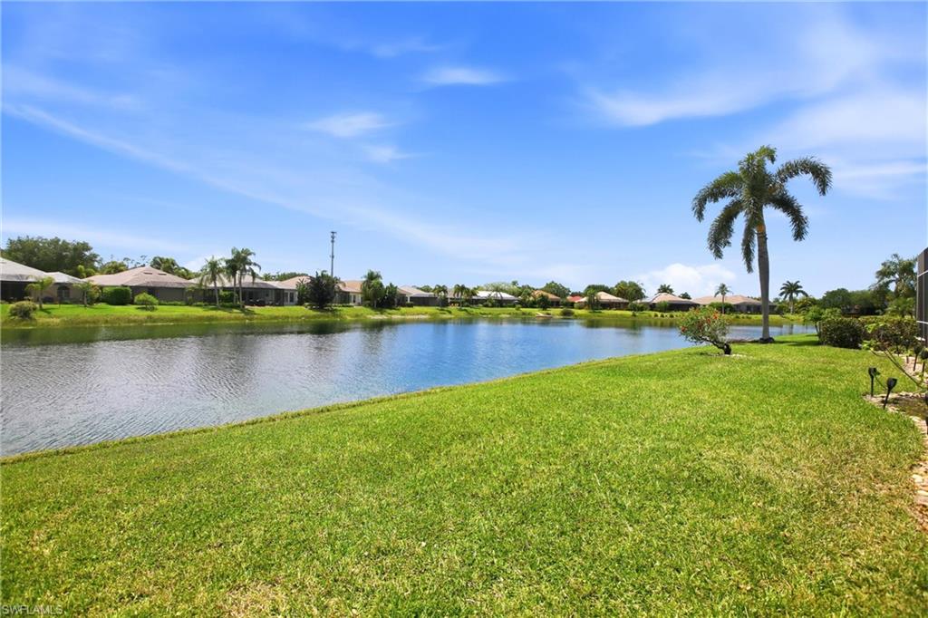 LONGSHORE LAKE - Residential