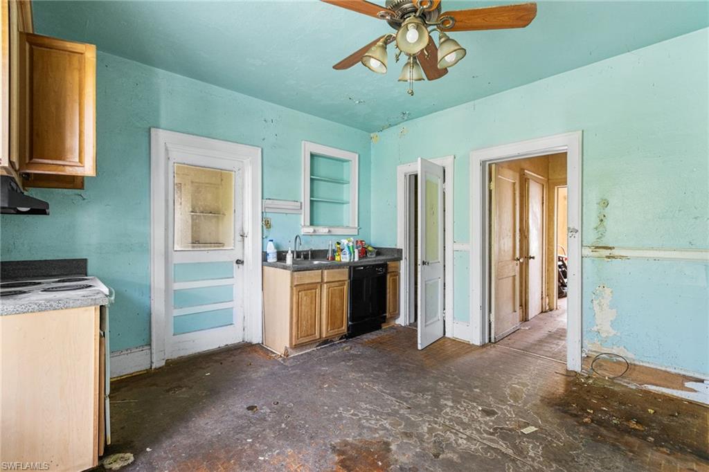 FORT MYERS - Residential