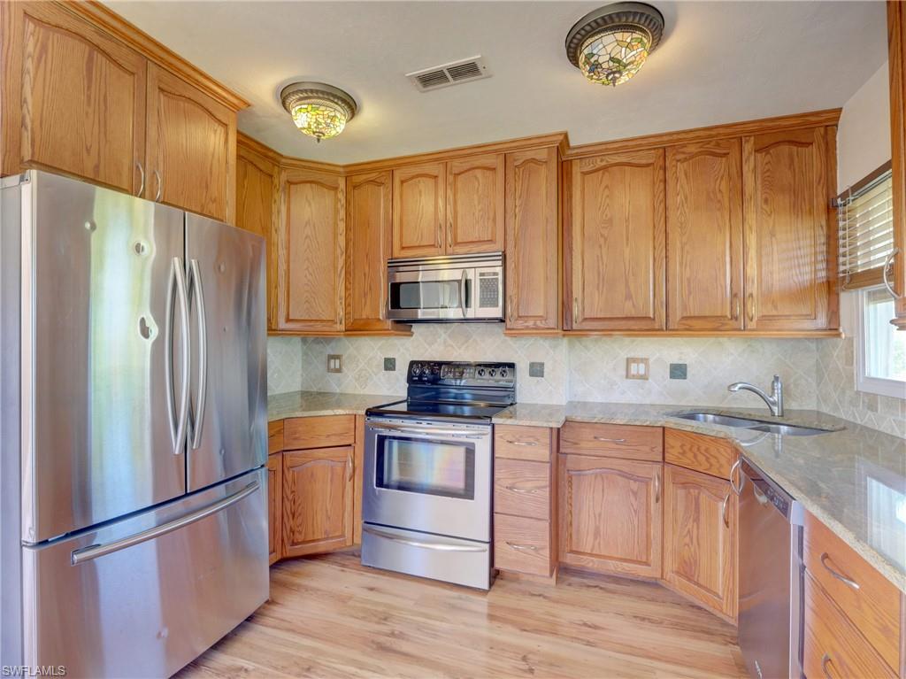 GOODLAND ISLES - Residential