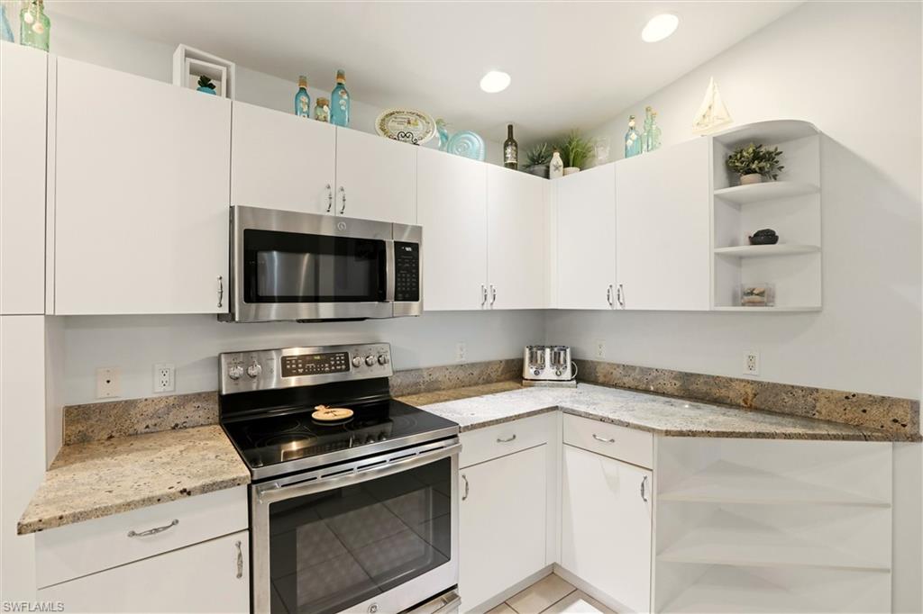 RIVIERA GOLF ESTATES - Residential