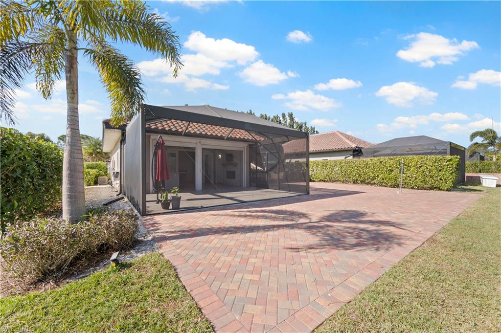 GOLDEN PALMS LUXURY MOTORCOACH RESORT - Land