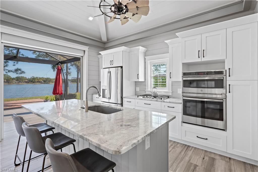 GOLDEN PALMS LUXURY MOTORCOACH RESORT - Land