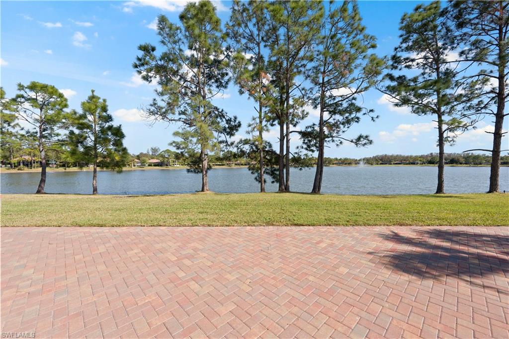 GOLDEN PALMS LUXURY MOTORCOACH RESORT - Land