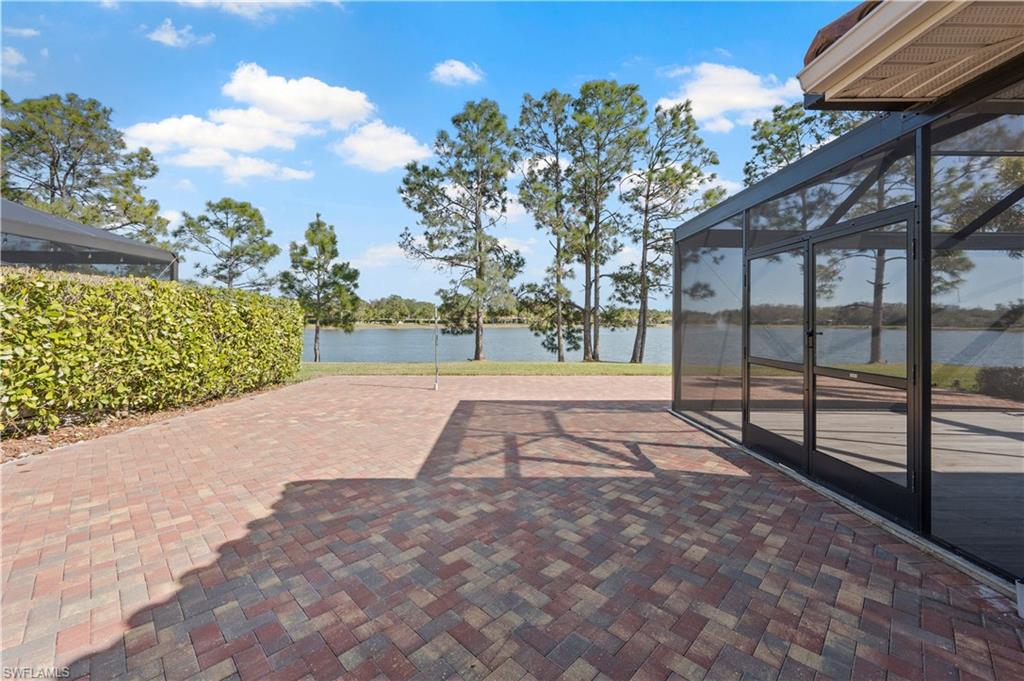 GOLDEN PALMS LUXURY MOTORCOACH RESORT - Land