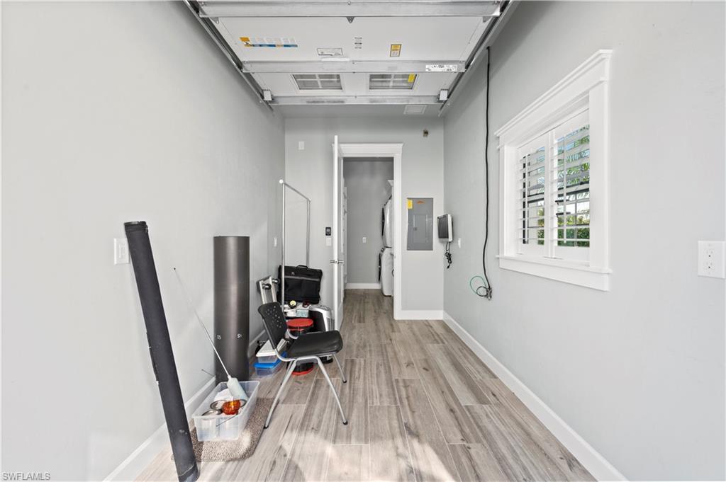 GOLDEN PALMS LUXURY MOTORCOACH RESORT - Land