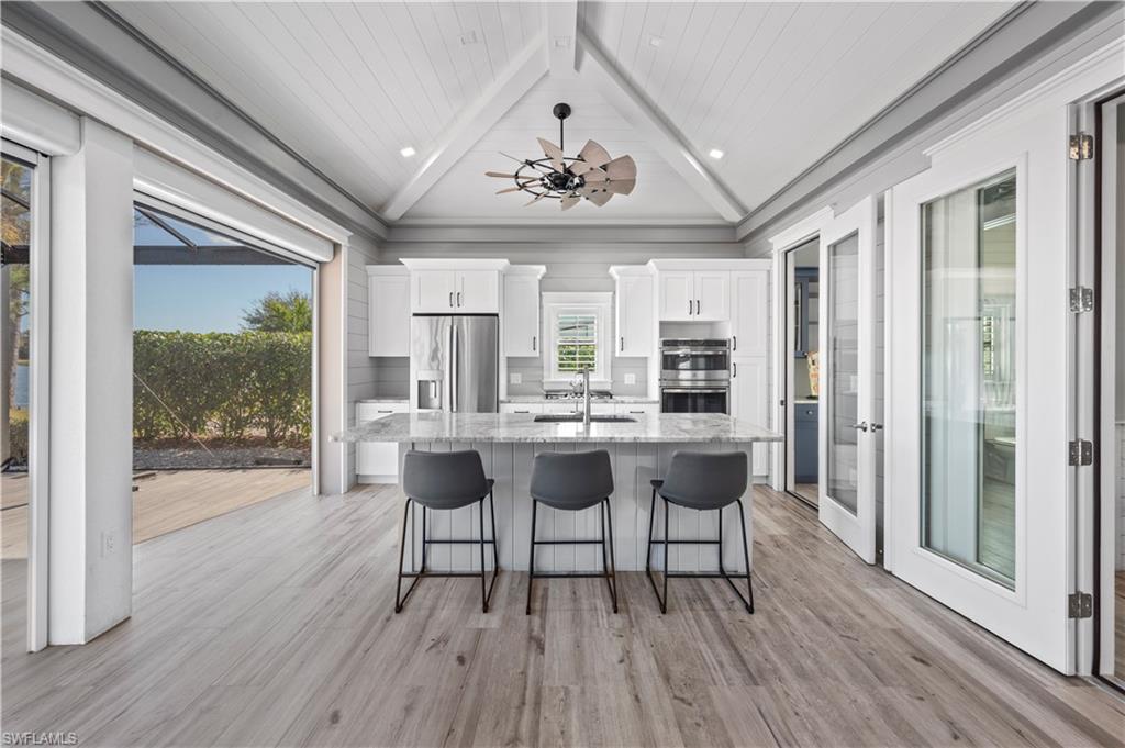 GOLDEN PALMS LUXURY MOTORCOACH RESORT - Land