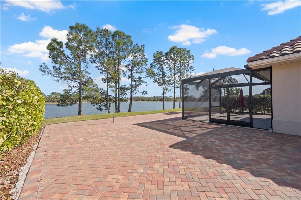 GOLDEN PALMS LUXURY MOTORCOACH RESORT - Land