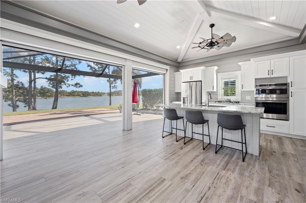 GOLDEN PALMS LUXURY MOTORCOACH RESORT - Land