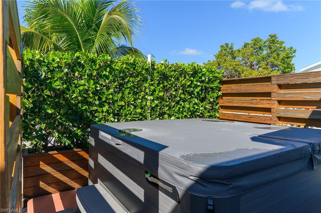 GOODLAND ISLES - Residential